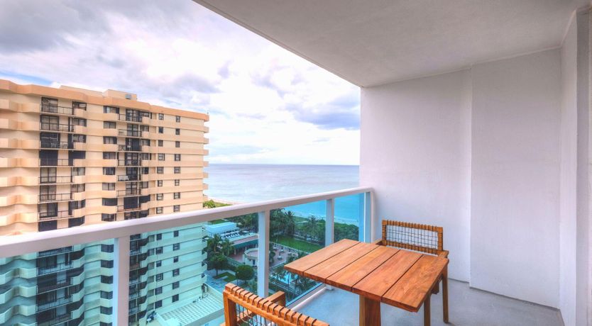 Photo of Postcard from Miami Beach