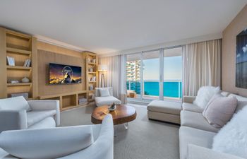 Beach Oasis Holiday Home