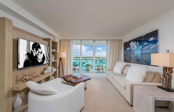 Miami Beach Dreamin' Holiday Home