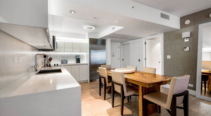 Photo of Golden Edge