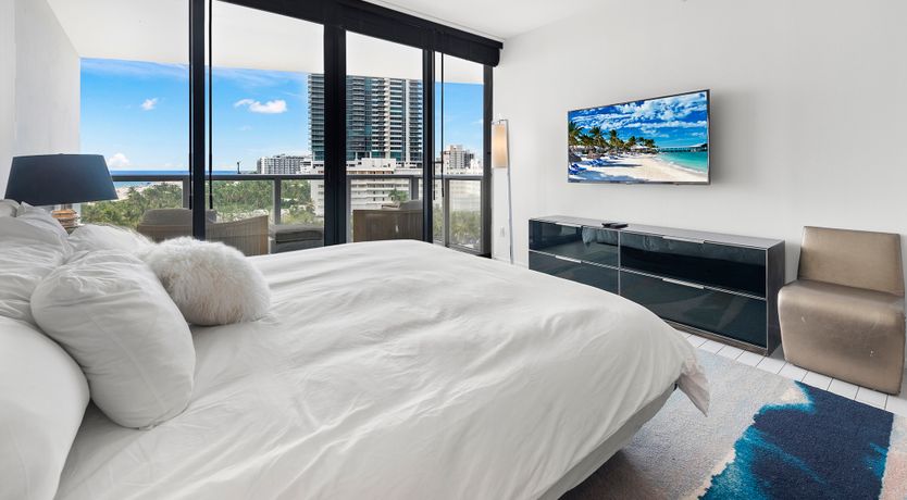 Photo of Miami Jewel