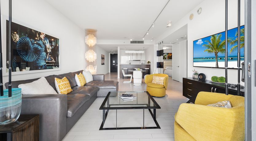 Photo of Miami Jewel