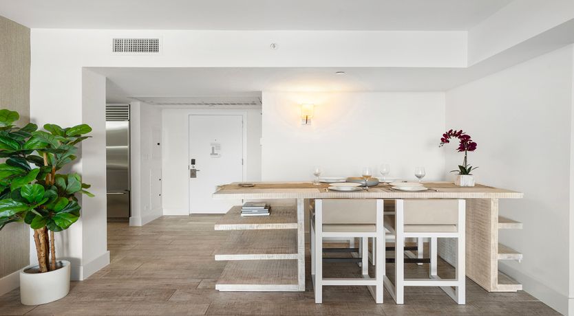 Photo of Natural Elegance