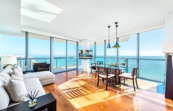 The Bright Light Holiday Home