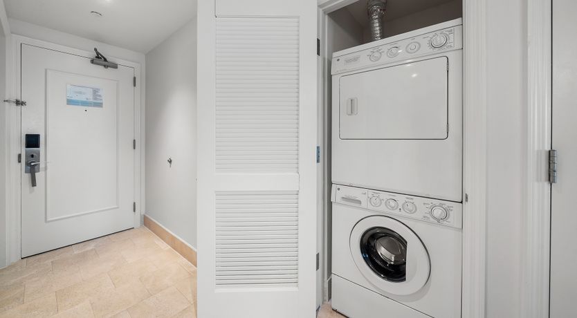 Photo of Ocean Flair