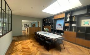 Photo of Bright and spacious luxury house in Dublin City centre