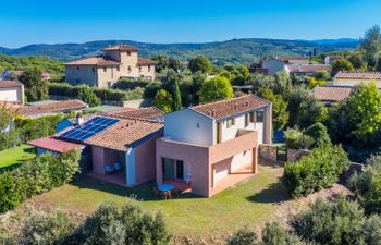 Albachiara Holiday Home