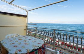 Photo of casa-sul-mare-1