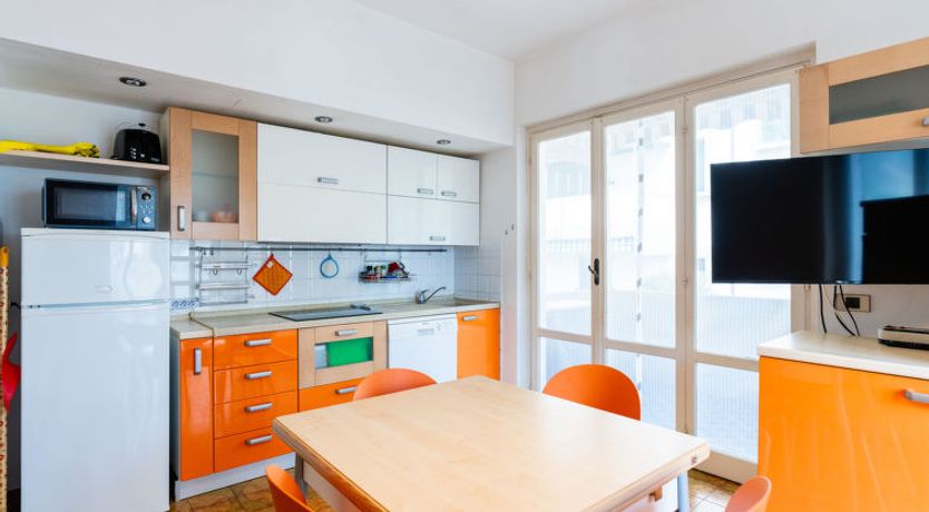 Photo of Due passi dal mare