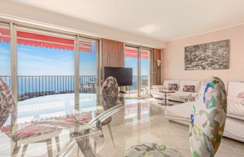 Le Sirius Holiday Home