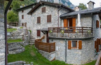 Val di Mello Mountain Flat Holiday Home