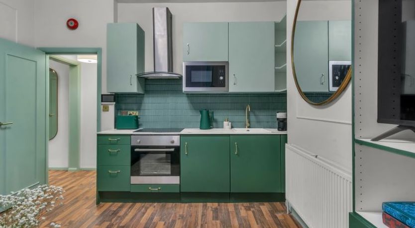 Photo of Kensington 1 bedroom apt Apartment 4