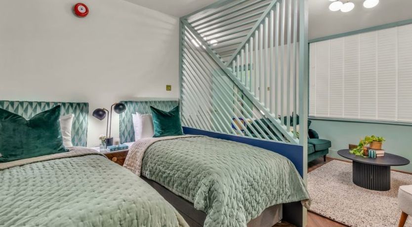 Photo of Kensington Lower Studio Apartment 3