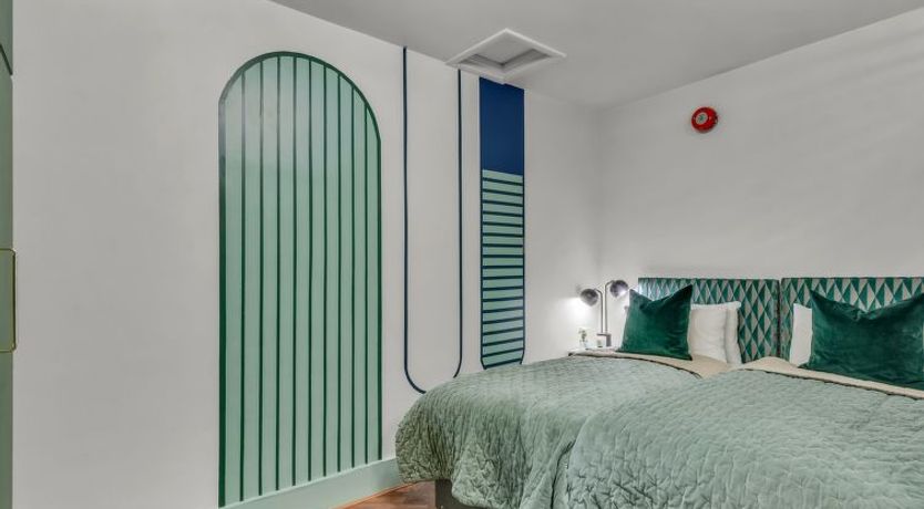 Photo of Kensington Lower Studio Apartment 3