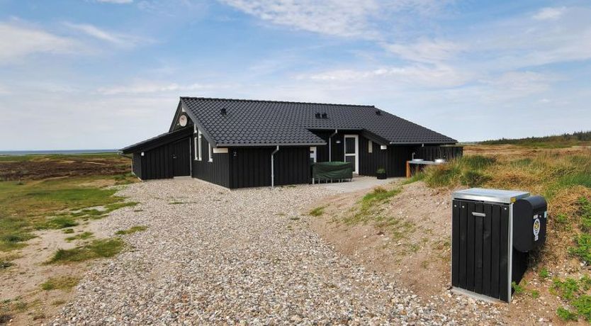 Photo of "Arisa" - 100m to the fjord