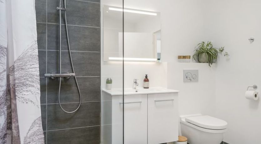 Photo of "Lennart" - 500m to the fjord