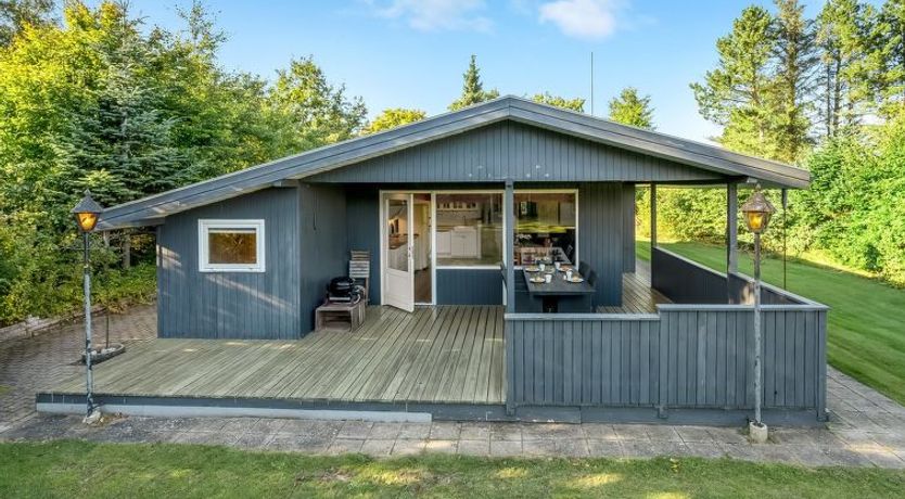 Photo of "Leani" - 150m from the sea