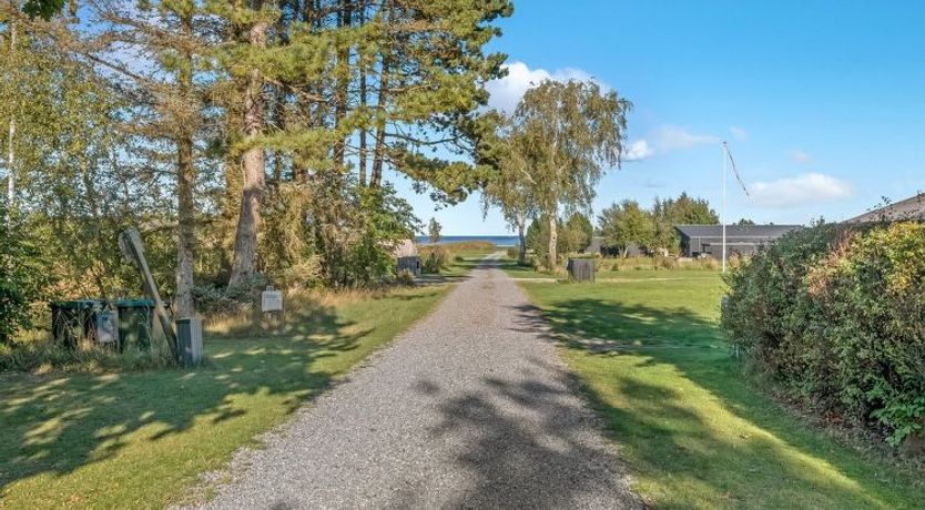 Photo of "Leani" - 150m from the sea