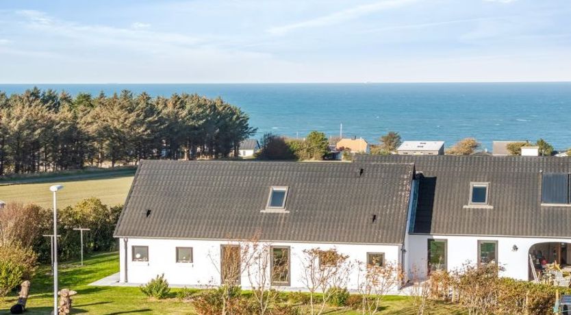 Photo of "Elida" - 400m from the sea