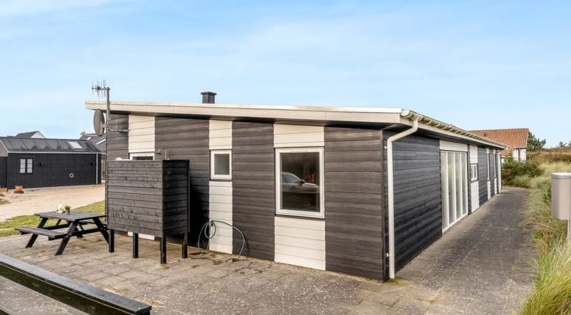 Photo of "Pontus" - 400m from the sea