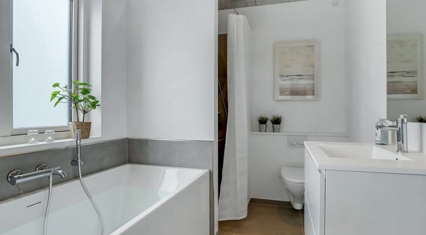 Photo of "Thalie" - 400m from the sea