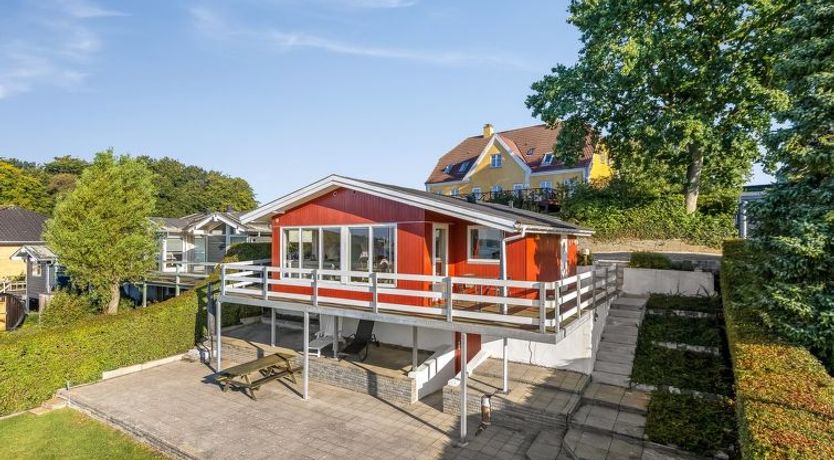 Photo of "Senni" - 800m from the sea