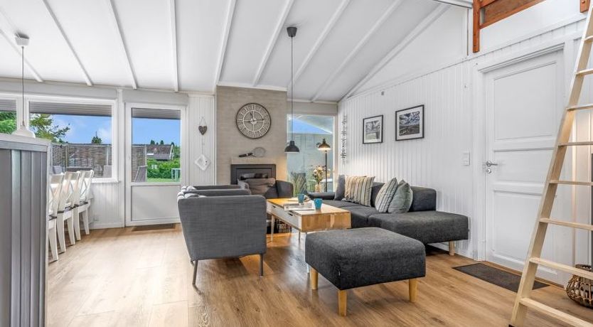 Photo of "Effy" - 600m from the sea