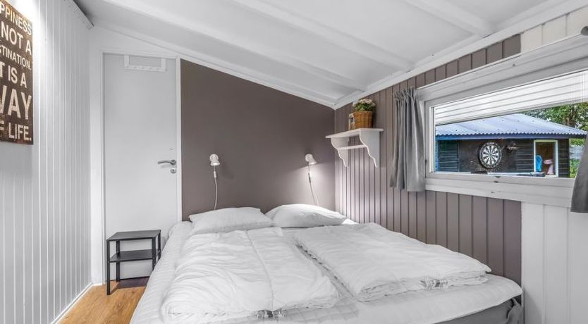 Photo of "Effy" - 600m from the sea