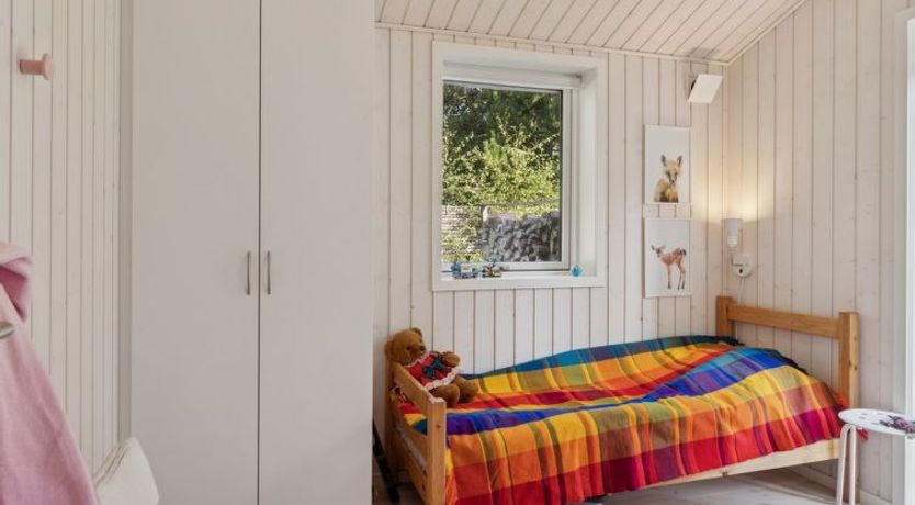 Photo of "Ovine" - 1.2km to the fjord