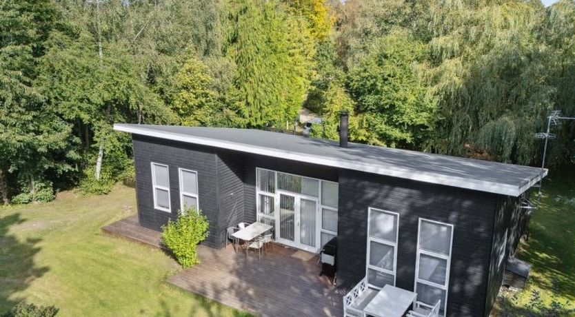 Photo of "Erikke" - 575m from the sea