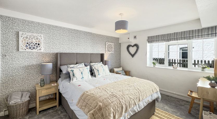 Photo of Beach View Cottage, Minehead