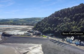 Photo of beach-view-cottage-minehead