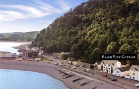 Photo of beach-view-cottage-minehead