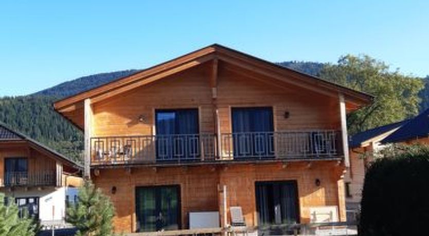 Photo of Haushälfte Alpenchalets