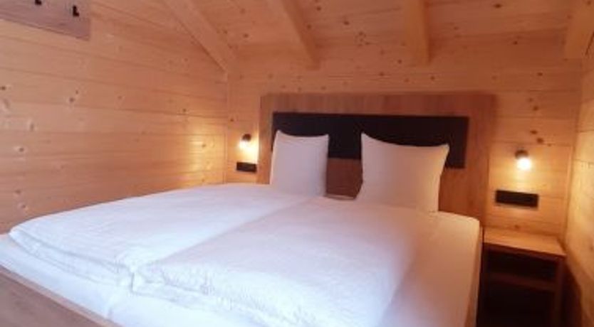 Photo of Haushälfte Alpenchalets