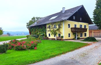 Lindnerhof Holiday Home