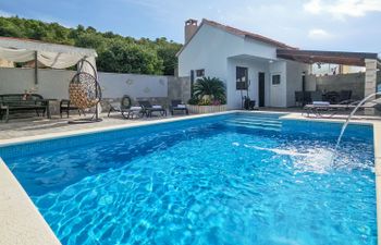 Vinovac Holiday Home