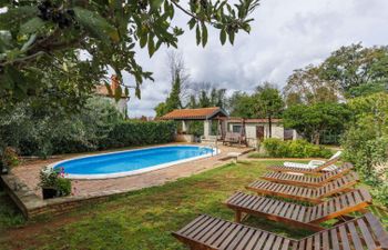 Mauro Holiday Home