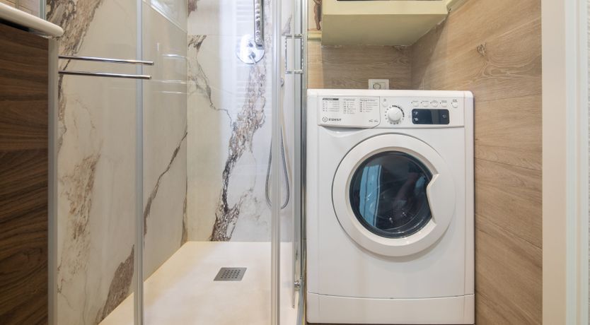 Photo of Twin Balconies