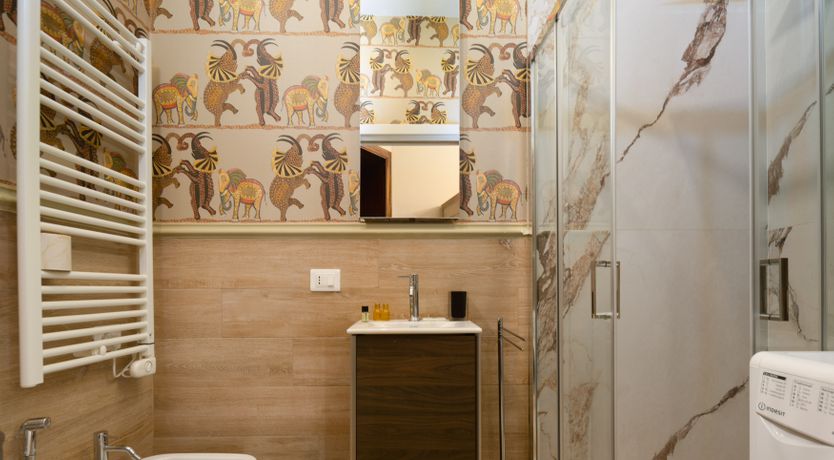 Photo of Twin Balconies