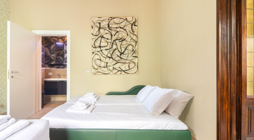 Photo of Twin Balconies