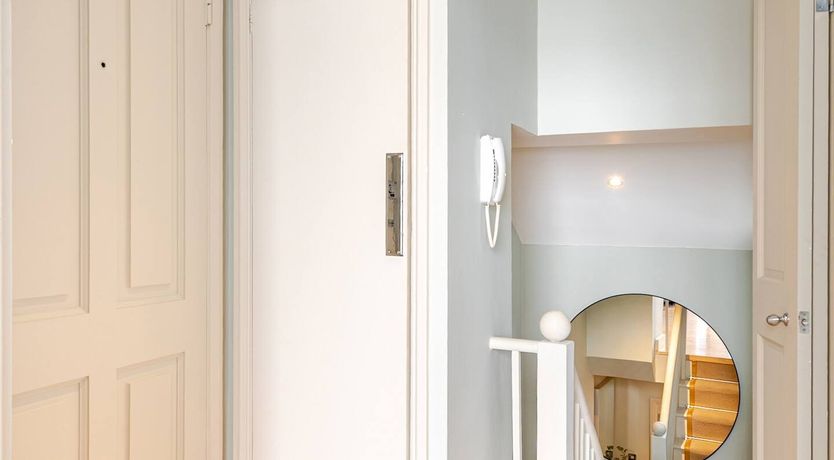 Photo of Elegant Townhouse