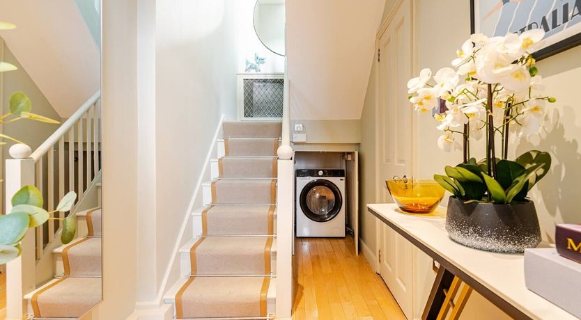 Photo of Elegant Townhouse