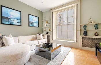 Elegant Townhouse Holiday Home
