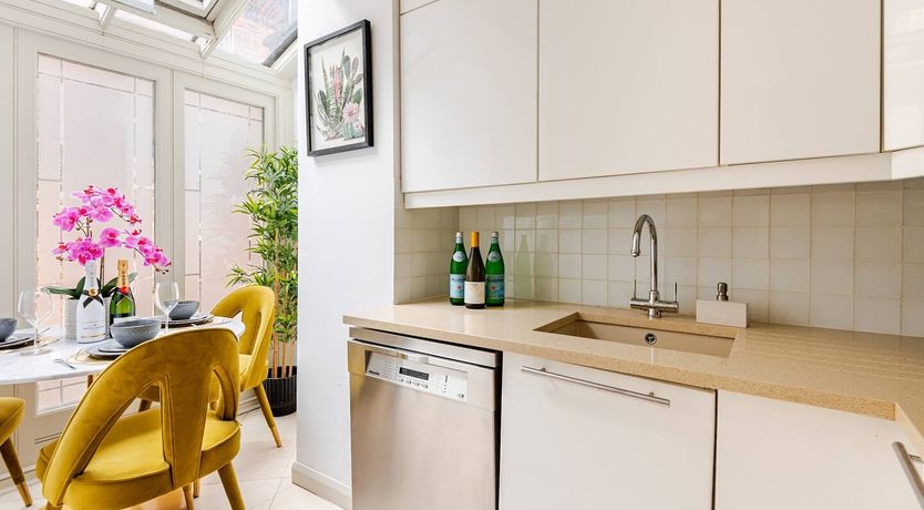 Photo of Elegant Townhouse