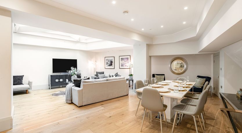 Photo of Elegant Blossom