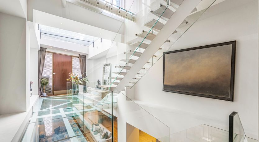 Photo of Elegant Blossom