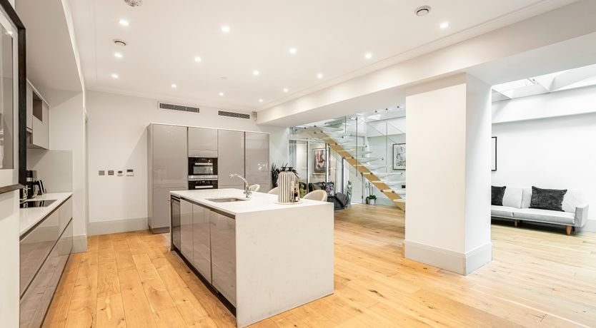 Photo of Elegant Blossom