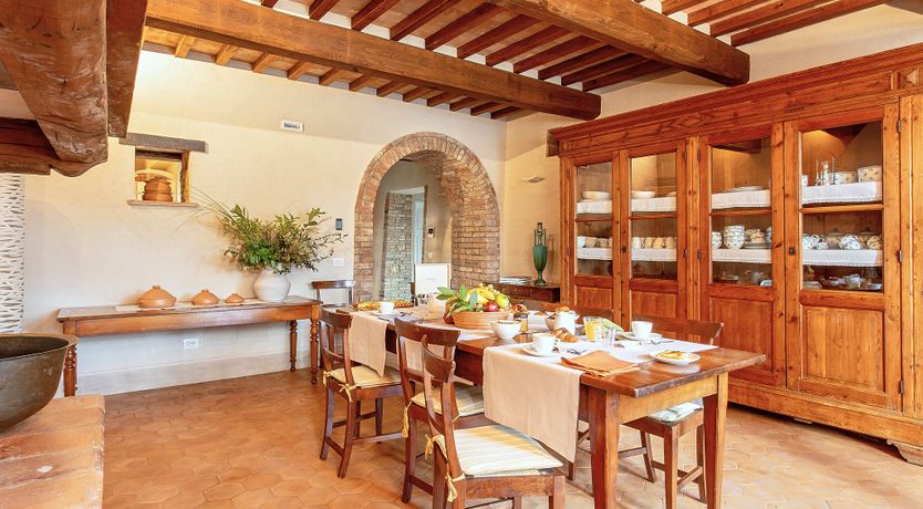 Photo of Vine & Earth