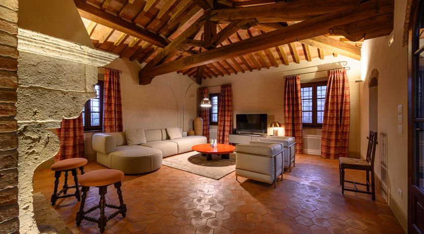 Photo of Vine & Earth